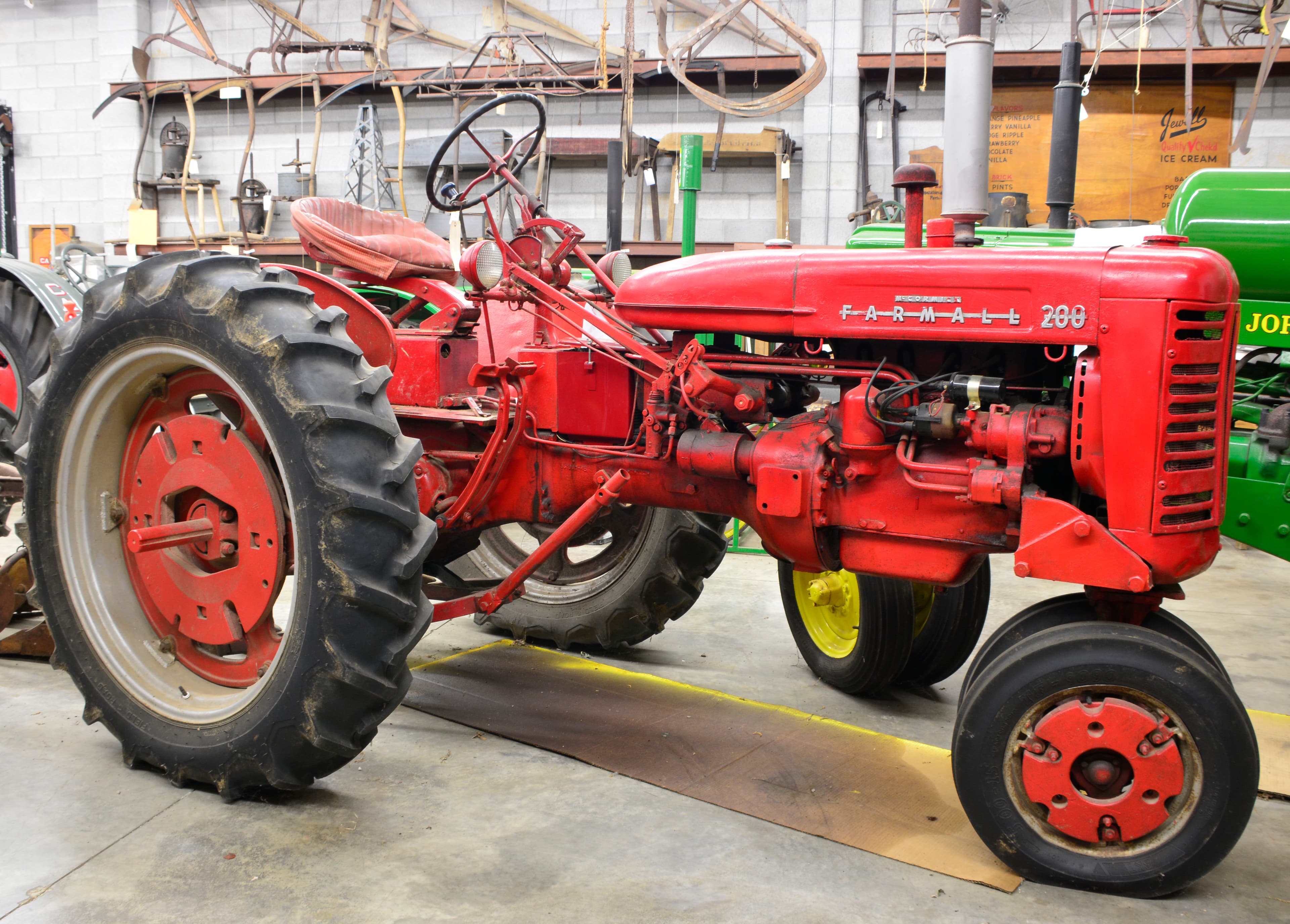 Farmall 200 Tractor