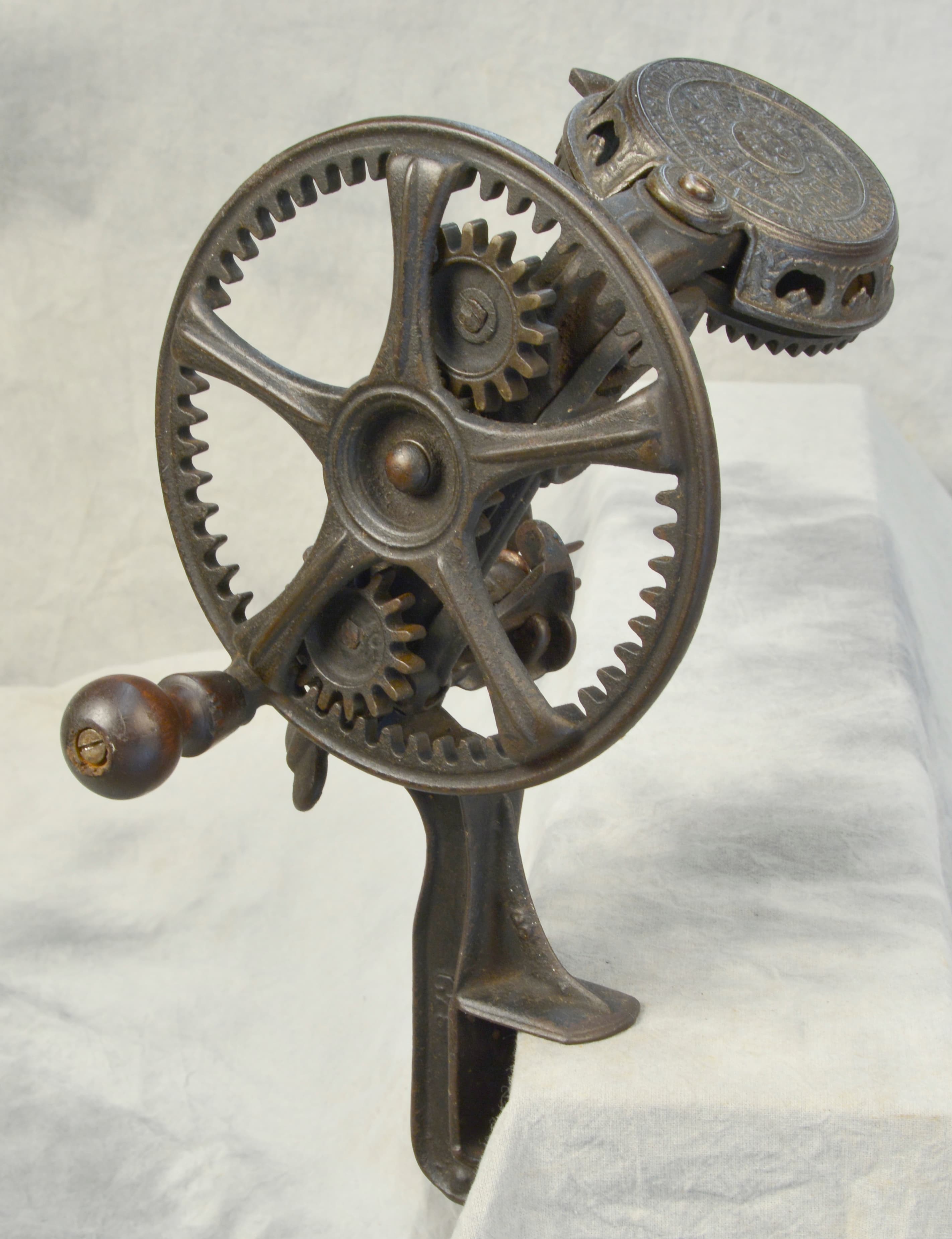 Reading '76 1878 Apple Peeler