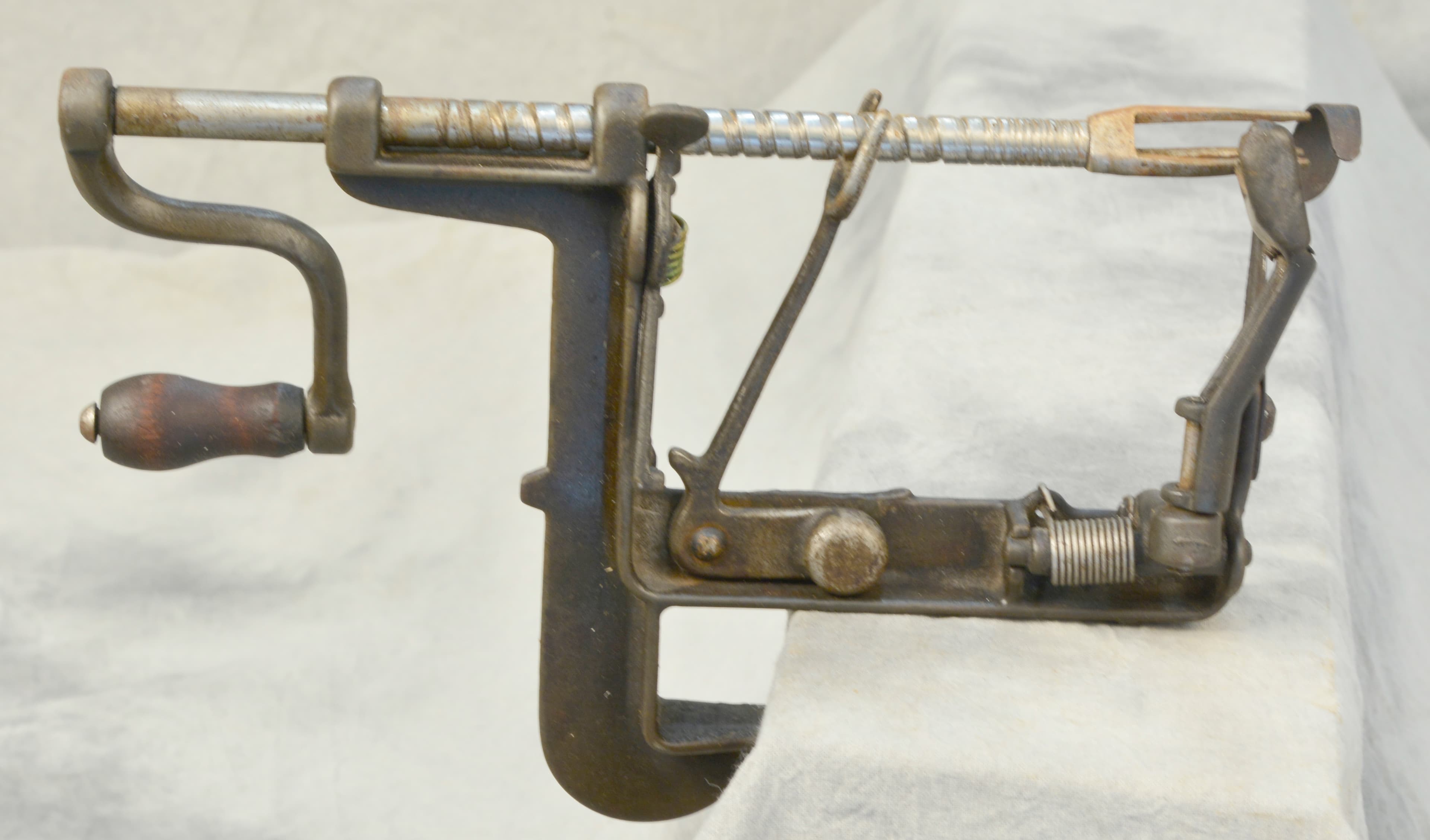 Lathe White Mountain Wave Apple Peeler