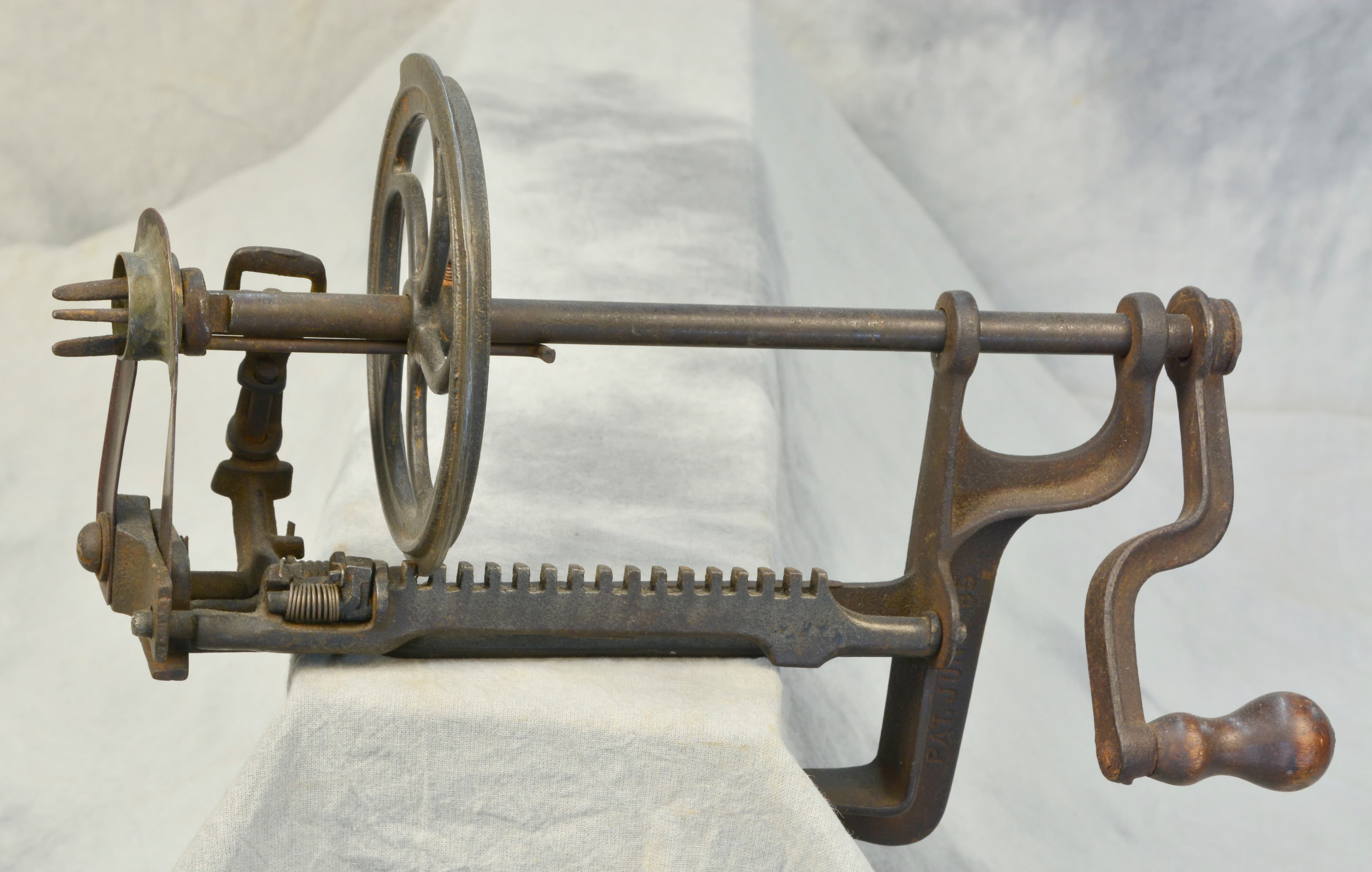 Jersey Lathe Apple Peeler