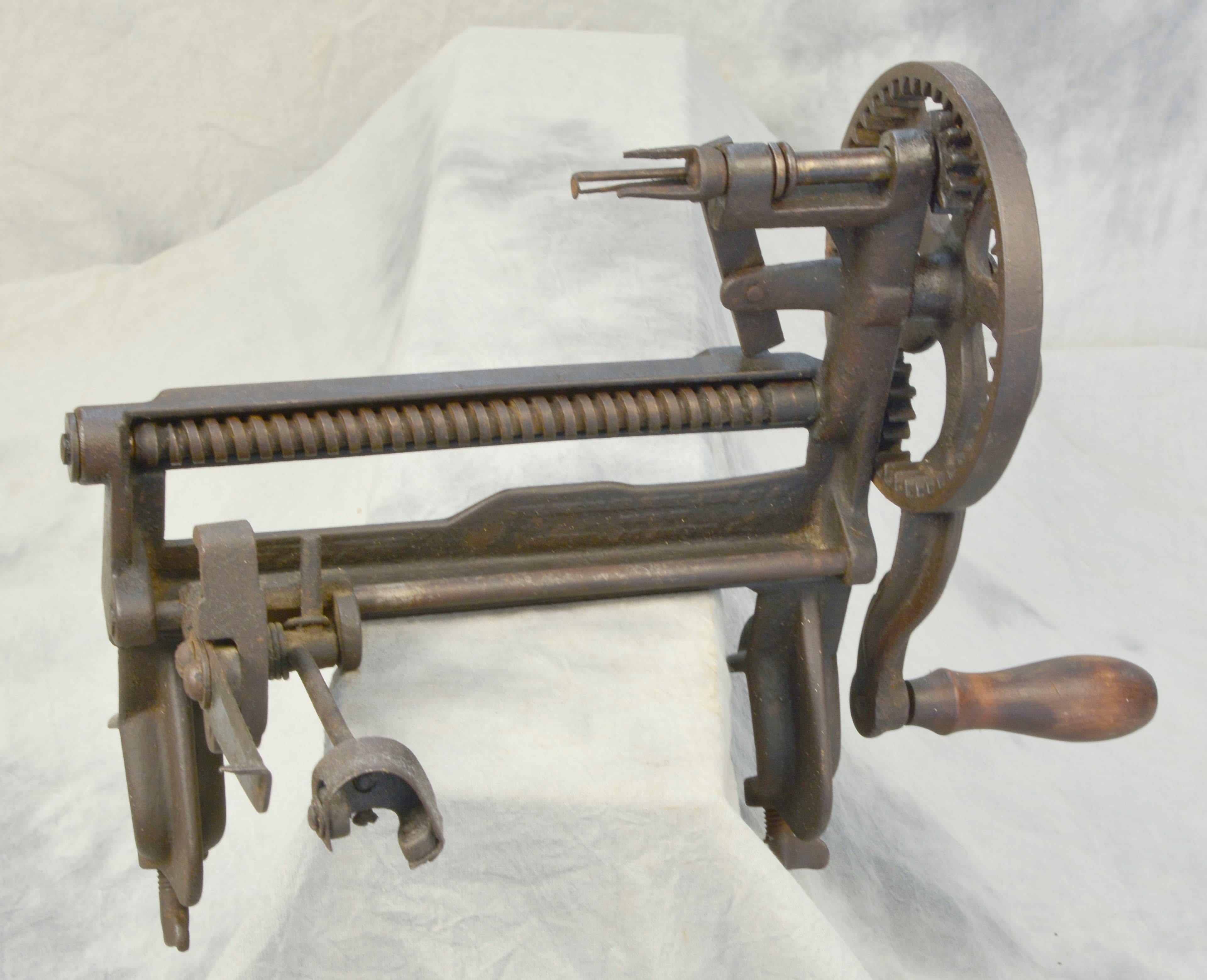 Improved Baystate Apple Peeler