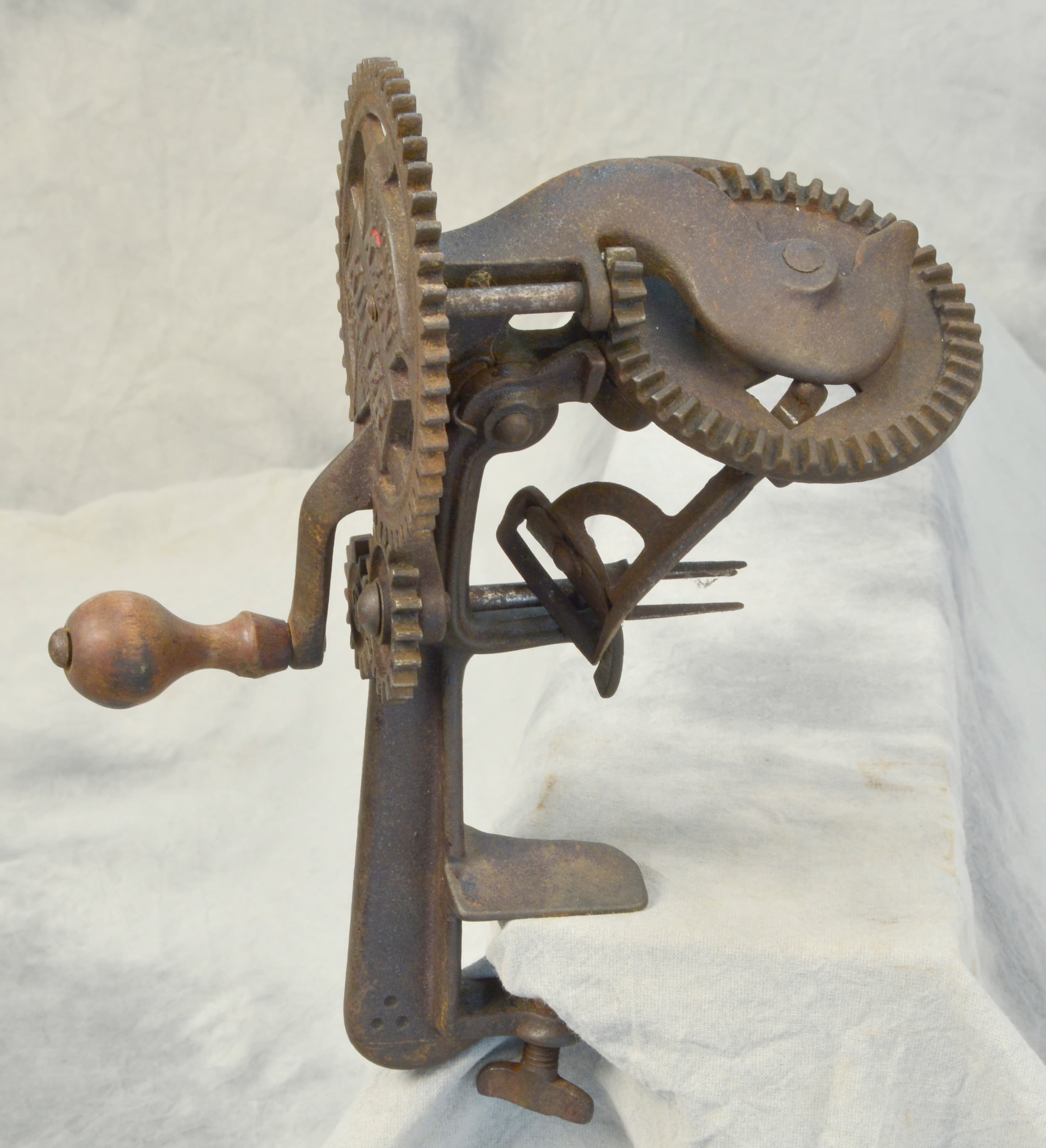 Keen Kutter Apple Peeler